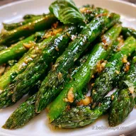 Salade d Asperges Vertes: Ail et Basilic