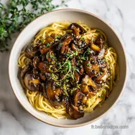 Sauce pour p&acirc;tes aux champignons : cr&eacute;meuse pour 4 personnes