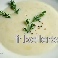Velout&eacute; Glac&eacute; d'Asperges Vertes: Un d&eacute;lice printanier!