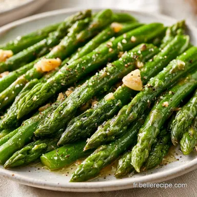 Asperges Po&ecirc;l&eacute;es &agrave; l'Ail pour 4 Personnes Fiche recette